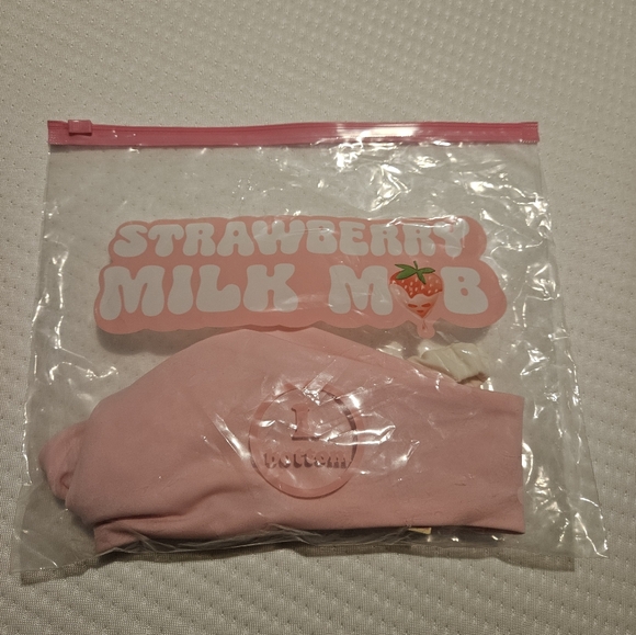 NWT Strawberry Milk Mob Strawberry Milk Bikni Bottom Size L - Picture 8 of 8
